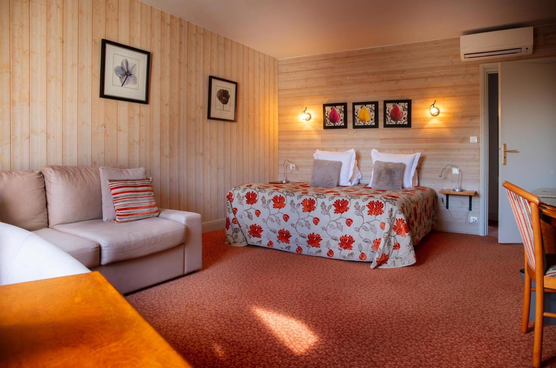L'Aubiniere Hotel Restaurant & Spa Saint-Ouen-les-Vignes Zewnętrze zdjęcie