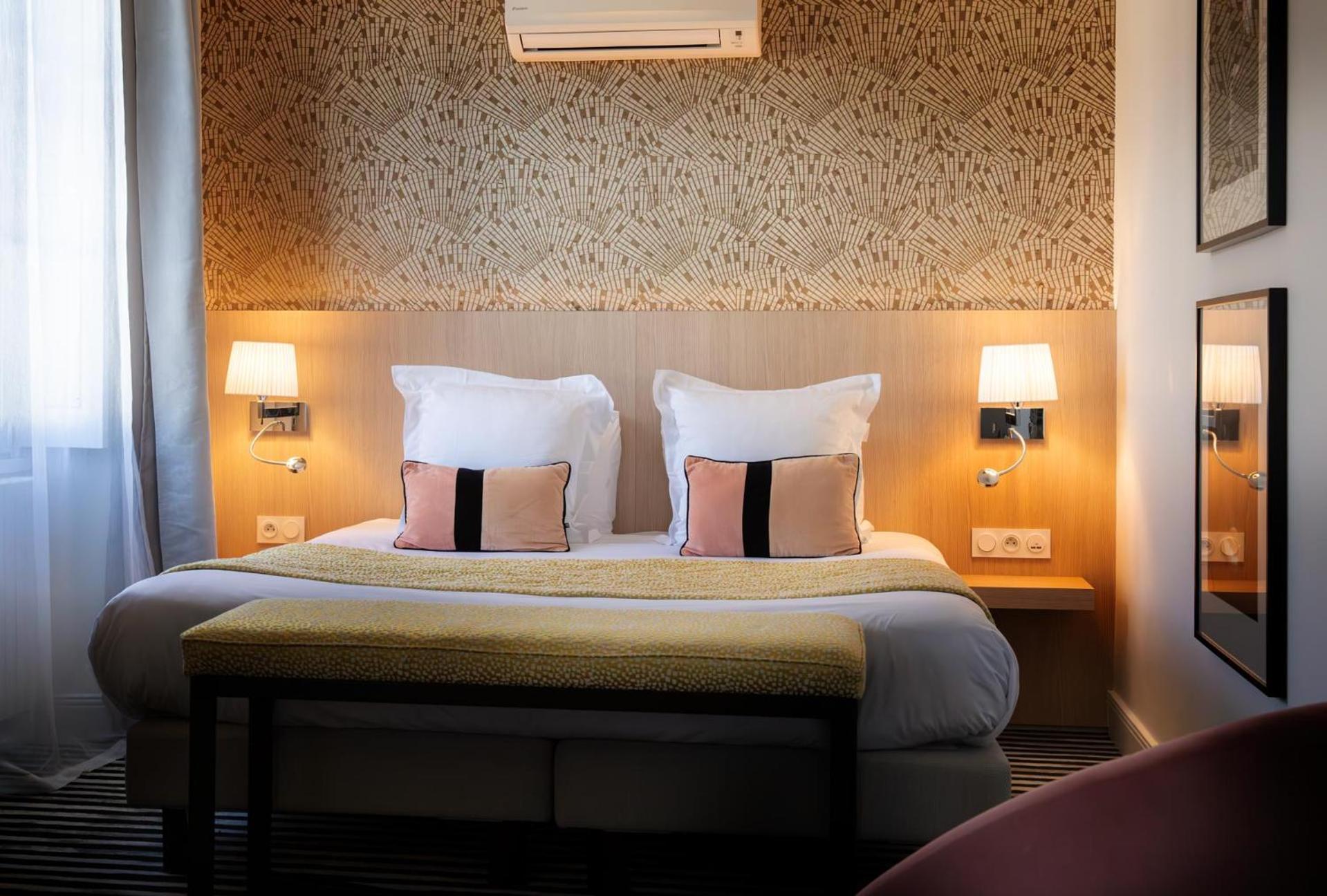 L'Aubiniere Hotel Restaurant & Spa Saint-Ouen-les-Vignes Zewnętrze zdjęcie