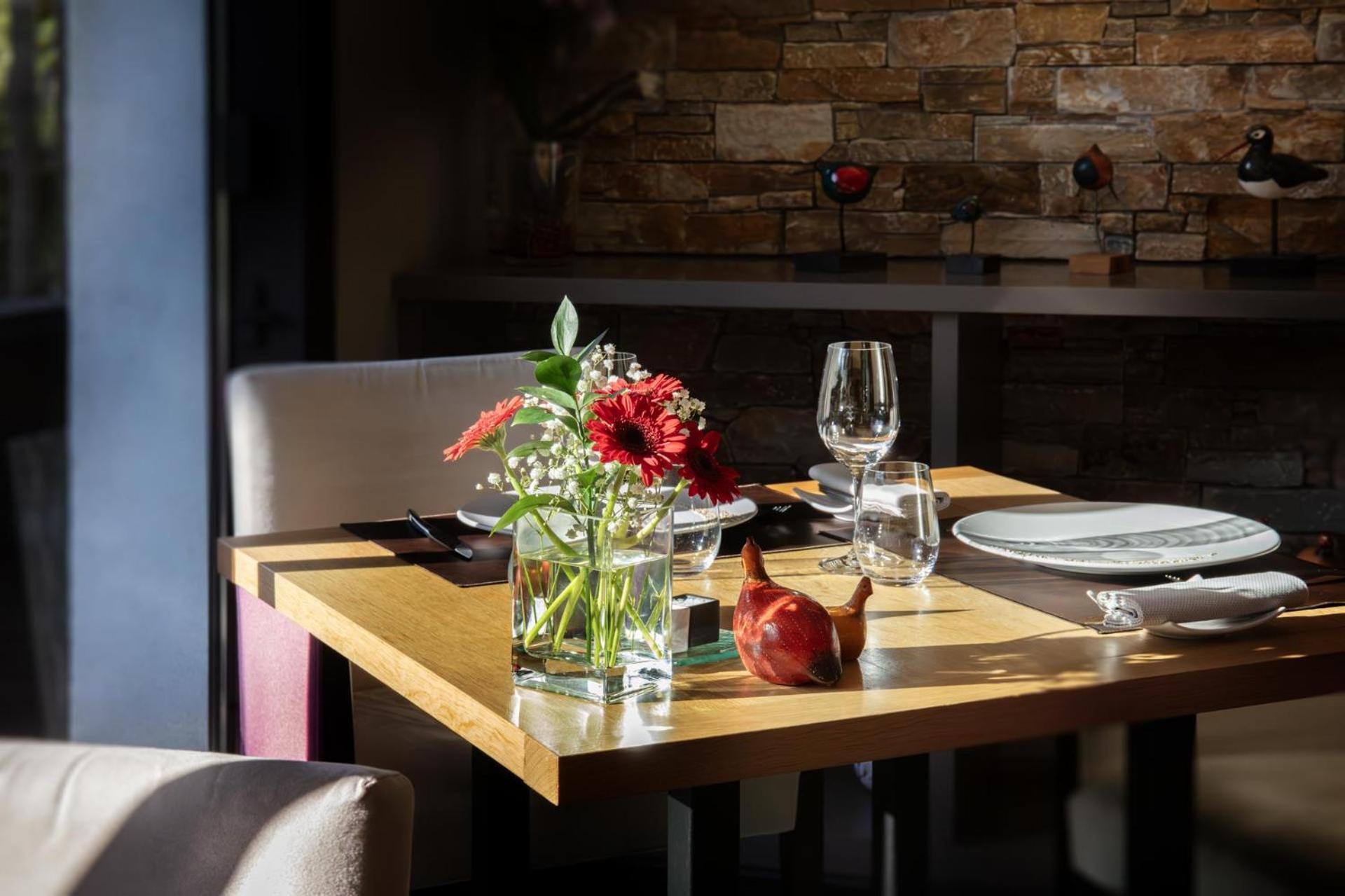 L'Aubiniere Hotel Restaurant & Spa Saint-Ouen-les-Vignes Zewnętrze zdjęcie