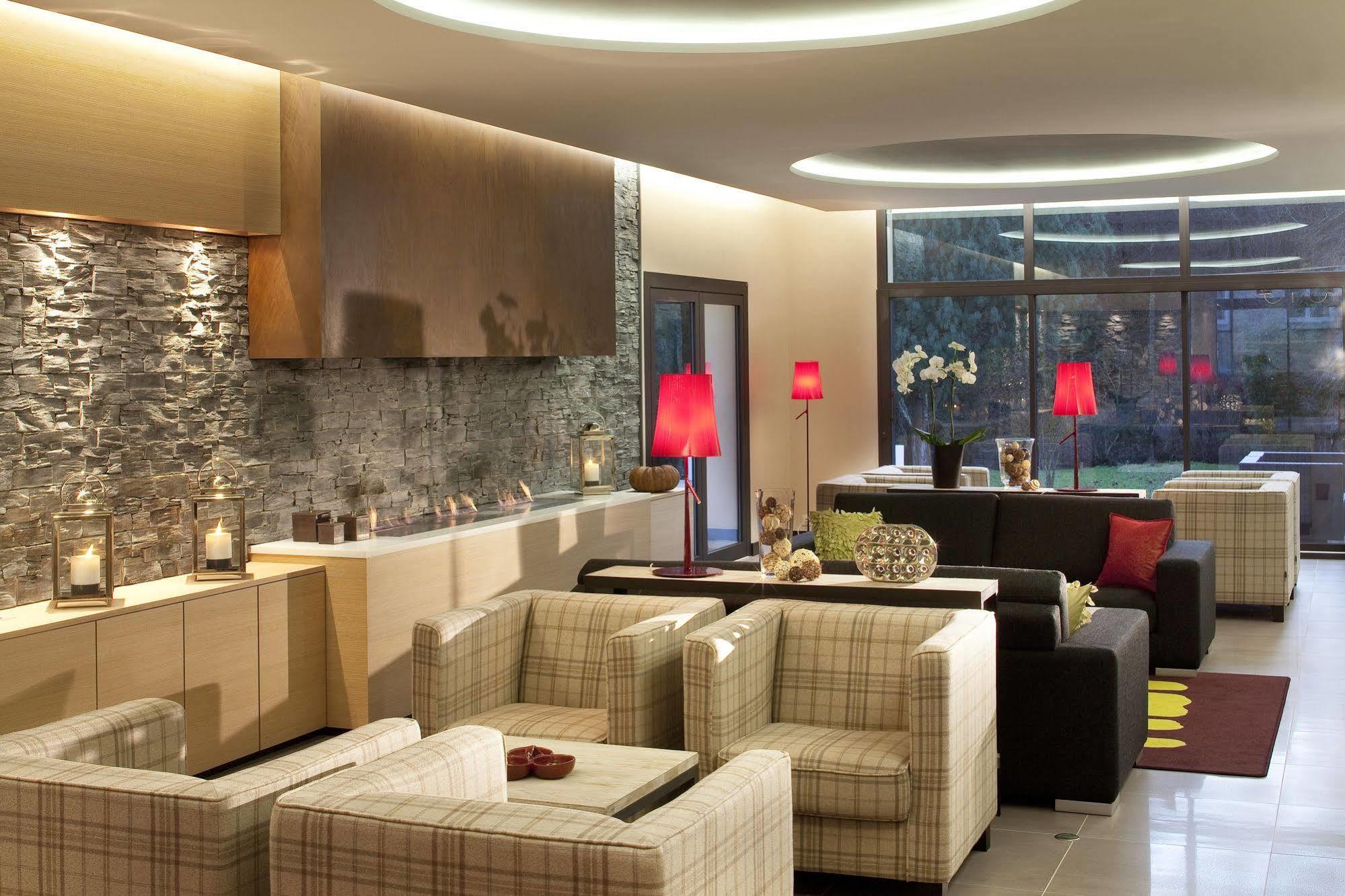 L'Aubiniere Hotel Restaurant & Spa Saint-Ouen-les-Vignes Zewnętrze zdjęcie